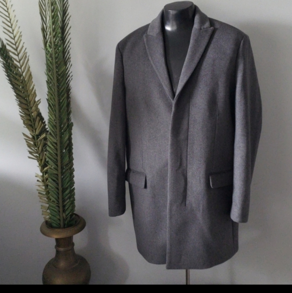 Express Men's Gray Wool Coat with Navy Lining NWT